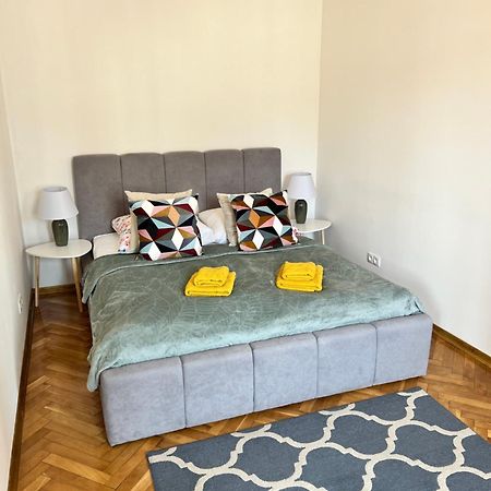 Apartamenty Centrum ワルシャワ エクステリア 写真