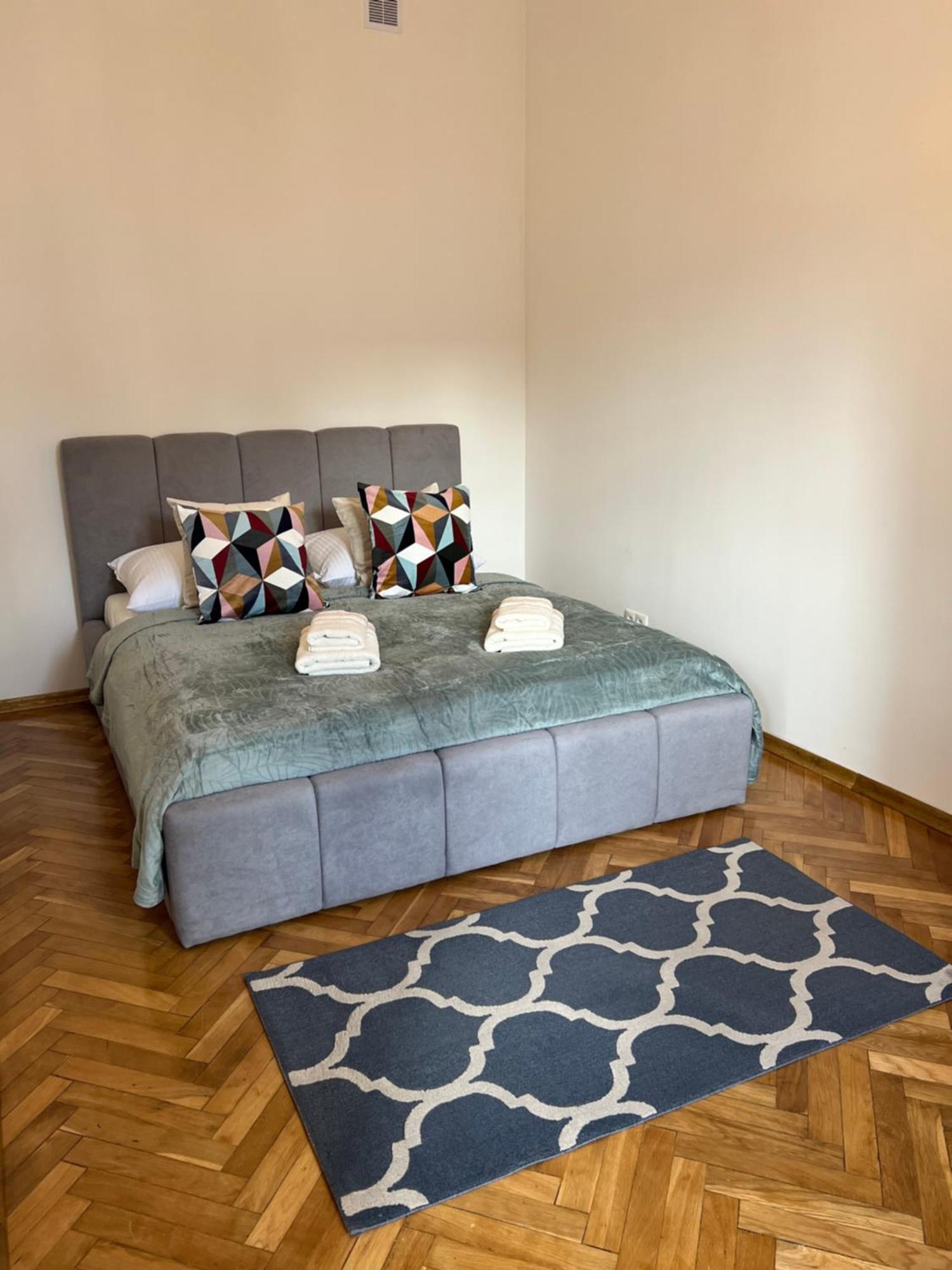 Apartamenty Centrum ワルシャワ エクステリア 写真