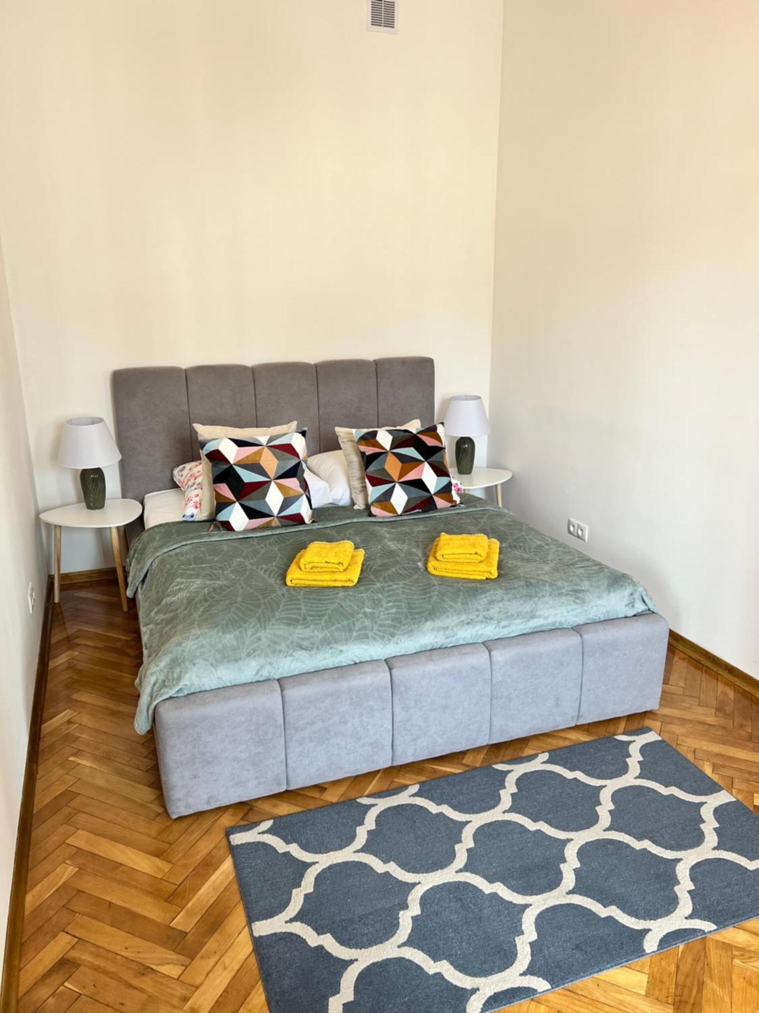 Apartamenty Centrum ワルシャワ エクステリア 写真